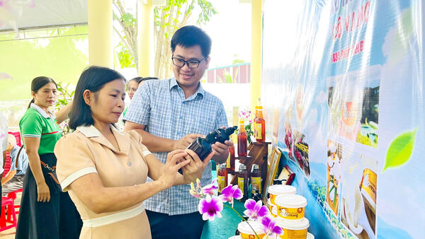 Hội Nông dân phường Cẩm Thành tổ chức gặp mặt kỷ niệm 96 năm Ngày thành lập Hội