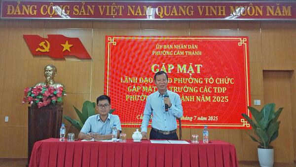 UBND phường Cẩm Thành gặp mặt 25 tổ trưởng Tổ dân phố sau sáp nhập